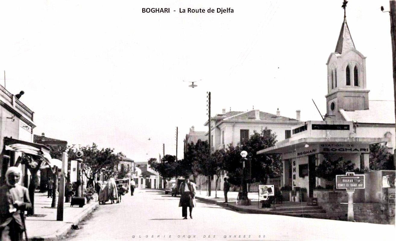 Boghari - Route de Djelfa.jpg